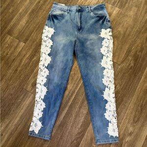 NWT Forever 21 Lace Cutout Jeans